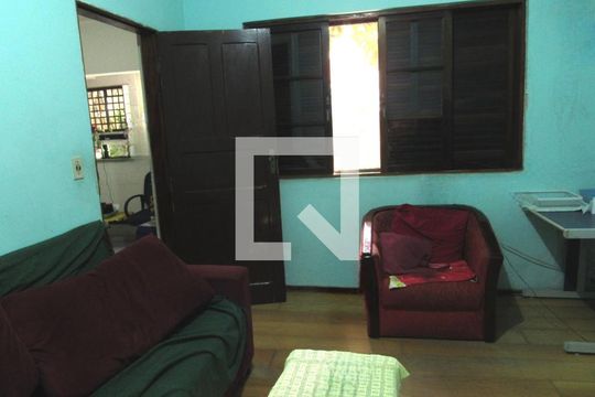 Sala de Estar de casa para alugar com 1 quarto, 300m² em Jardin Azul , Osasco