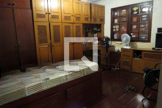 Quarto de casa para alugar com 1 quarto, 300m² em Jardin Azul , Osasco