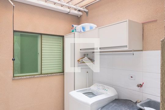 Área de Serviço de apartamento para alugar com 2 quartos, 50m² em Parque Novo Oratório, Santo André