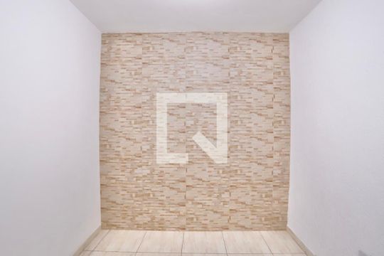 Sala 2 de casa à venda com 6 quartos, 120m² em Parque Sevilha, São Paulo
