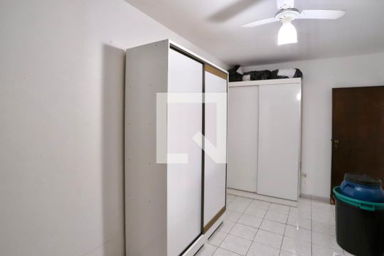 Quarto 1 de casa à venda com 6 quartos, 120m² em Parque Sevilha, São Paulo