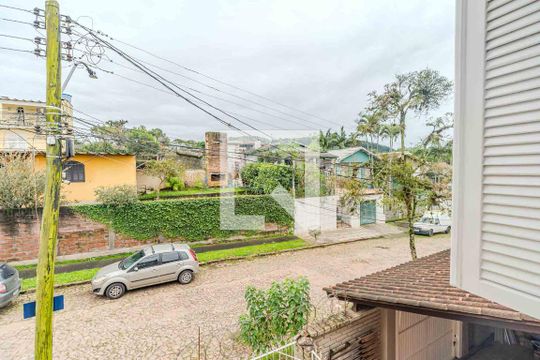 Vista de casa à venda com 5 quartos, 160m² em Aberta dos Morros, Porto Alegre