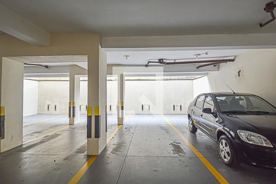 Garagem de apartamento à venda com 2 quartos, 70m² em Santa Terezinha, São Bernardo do Campo