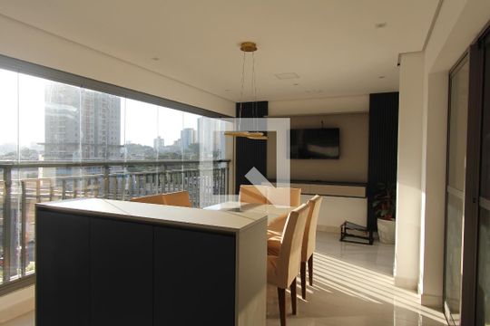 Varanda gourmet de apartamento à venda com 3 quartos, 121m² em Vila Independência, São Paulo