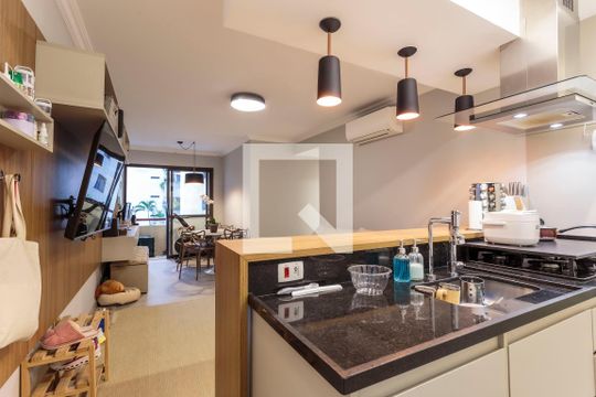Apartamento à venda com 2 quartos, 59m² em Moema, São Paulo