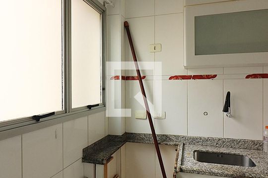 Área de Serviço de apartamento para alugar com 3 quartos, 69m² em Planalto, São Bernardo do Campo