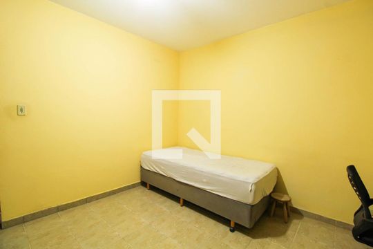Quarto 2 de casa à venda com 4 quartos, 117m² em Vila Invernada, São Paulo
