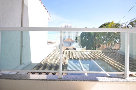 Sacada da Suíte 1 de casa à venda com 3 quartos, 220m² em Parque Edu Chaves, São Paulo