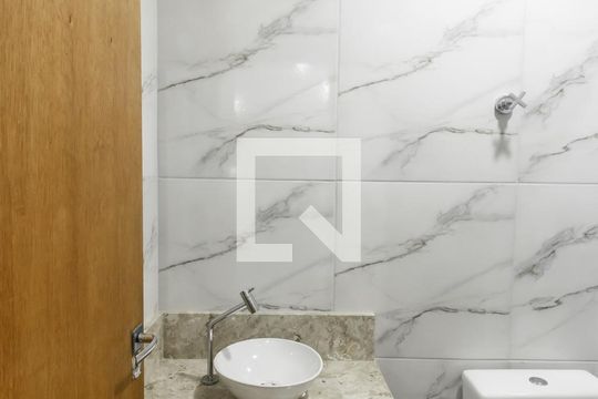 Banheiro de apartamento para alugar com 1 quarto, 30m² em Cidade Antônio Estêvão de Carvalho, São Paulo