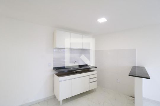 Cozinha de kitnet/studio para alugar com 1 quarto, 34m² em Piedade, Rio de Janeiro