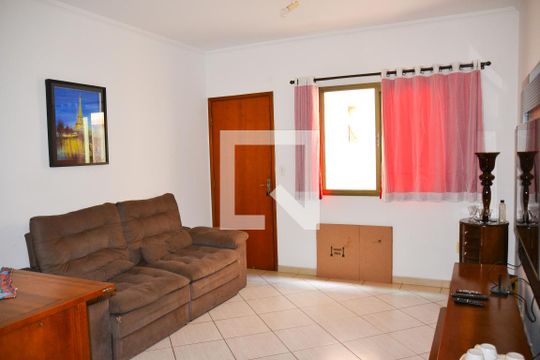 Apartamento para alugar com 2 quartos, 68m² em Nova Gerty, São Caetano do Sul
