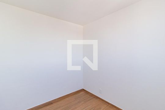 Quarto 2 de apartamento para alugar com 2 quartos, 40m² em Vila da Oportunidade, Carapicuíba