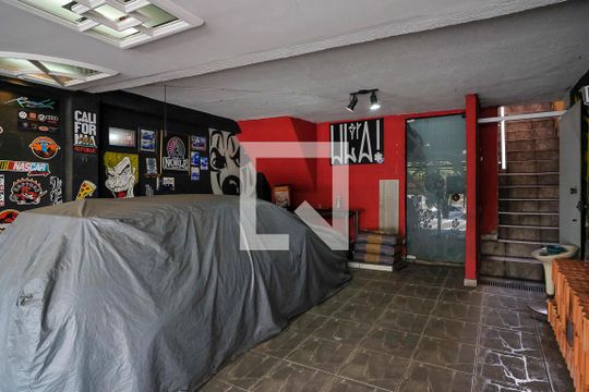 Garagem de casa à venda com 2 quartos, 175m² em Santa Paula, São Caetano do Sul