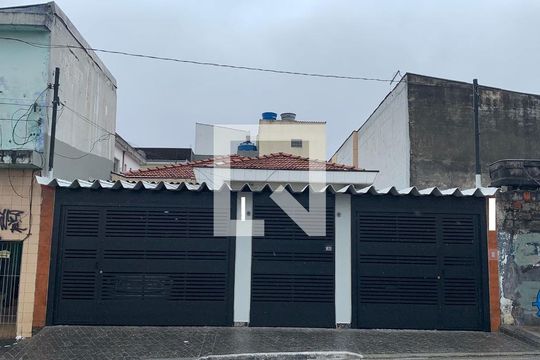 Fachada  de casa à venda com 5 quartos, 310m² em Vila Tolstoi, São Paulo