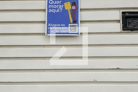 plaquinha de casa à venda com 3 quartos, 110m² em Vila Marina, Santo André