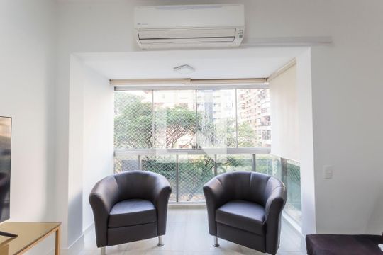 Sala de apartamento para alugar com 2 quartos, 61m² em Vila Nova Conceição, São Paulo