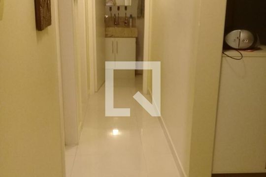Corredor de apartamento à venda com 2 quartos, 71m² em Vila Gomes Cardim, São Paulo