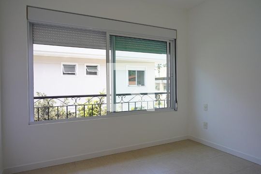 Suíte 1 de casa de condomínio para alugar com 3 quartos, 120m² em Lagoa da Conceição, Florianópolis