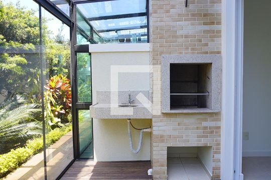 Varanda de casa de condomínio para alugar com 3 quartos, 120m² em Lagoa da Conceição, Florianópolis