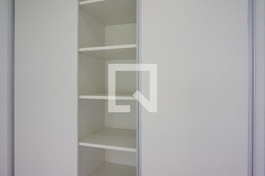 Suíte 1 de casa de condomínio para alugar com 3 quartos, 120m² em Lagoa da Conceição, Florianópolis