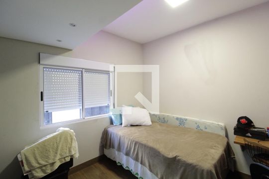 Quarto 1 - Suíte de casa para alugar com 4 quartos, 260m² em Granada, Uberlândia