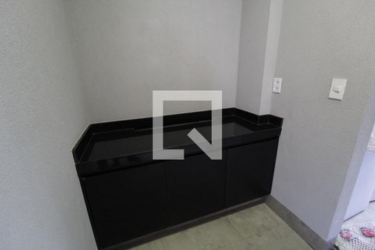 Área de Serviço de casa para alugar com 4 quartos, 260m² em Granada, Uberlândia