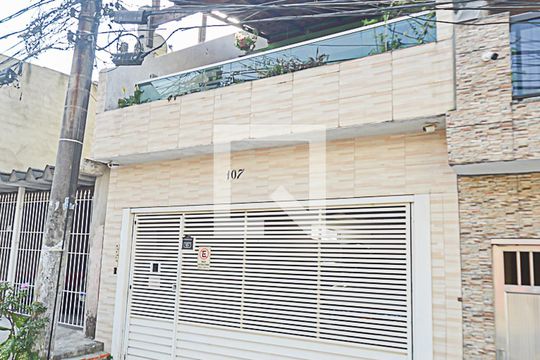 Fachada de casa à venda com 1 quarto, 90m² em Vila Santa Angelina, São Bernardo do Campo