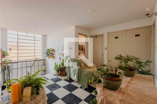Corredor de casa à venda com 4 quartos, 690m² em Alto de Pinheiros, São Paulo