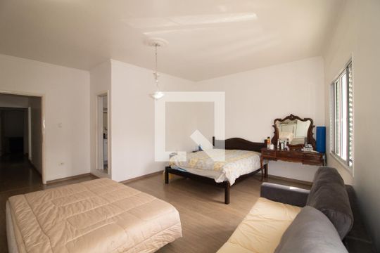 Quarto 1 suite de casa para alugar com 3 quartos, 287m² em Vila Paiva, São Paulo