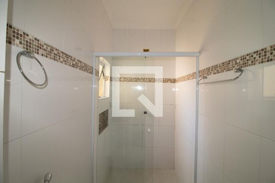 Banheiro sute 1 de casa à venda com 3 quartos, 287m² em Vila Paiva, São Paulo