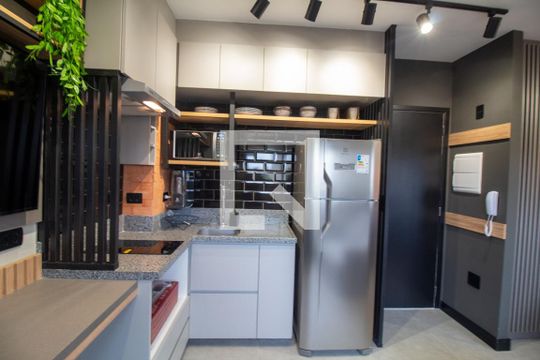 Cozinha de kitnet/studio à venda com 1 quarto, 27m² em Chácara Santo Antônio (zona Sul), São Paulo