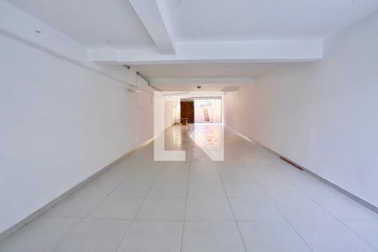 Garagem de casa à venda com 3 quartos, 236m² em Alto da Mooca, São Paulo