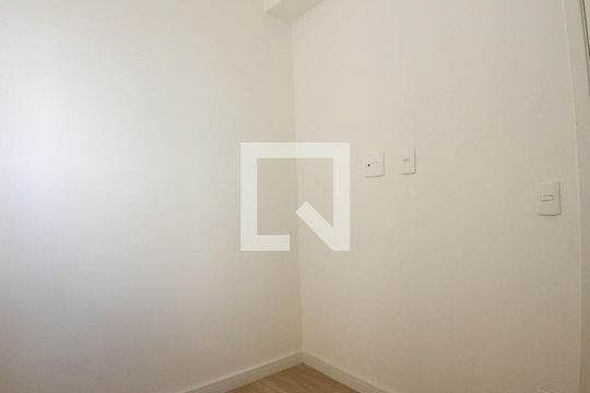 Quarto de apartamento para alugar com 2 quartos, 34m² em Jardim Adutora, São Paulo