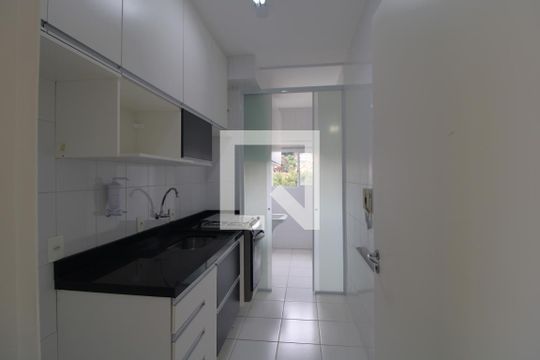 Cozinha de apartamento para alugar com 2 quartos, 42m² em Jardim Ubirajara (zona Sul), São Paulo