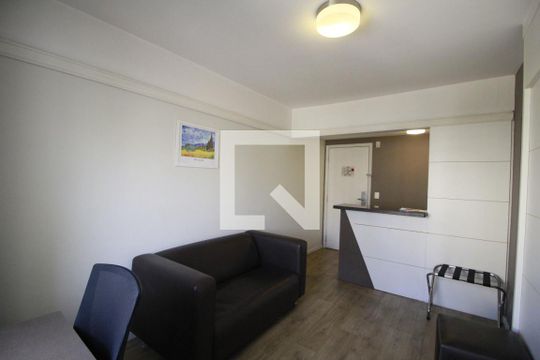 Sala de apartamento para alugar com 1 quarto, 32m² em Itaim Bibi, São Paulo