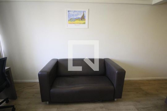 Sala de apartamento para alugar com 1 quarto, 32m² em Itaim Bibi, São Paulo