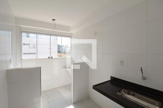 Cozinha e Área de Serviço de apartamento à venda com 3 quartos, 85m² em Castelo, Belo Horizonte