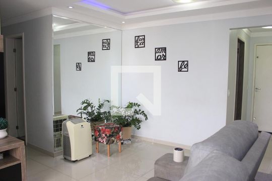 Sala de apartamento para alugar com 3 quartos, 72m² em Macedo, Guarulhos