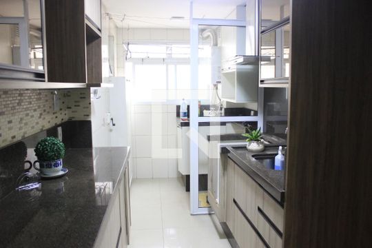 Cozinha de apartamento para alugar com 3 quartos, 72m² em Macedo, Guarulhos