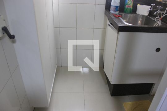 Lavanderia de apartamento para alugar com 3 quartos, 72m² em Macedo, Guarulhos