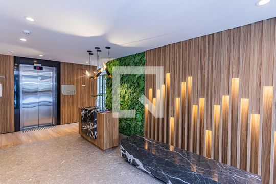Hall de entrada de kitnet/studio à venda com 1 quarto, 26m² em Vila Primavera, São Paulo