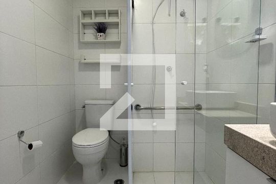 Banheiro de kitnet/studio para alugar com 1 quarto, 25m² em Butantã, São Paulo