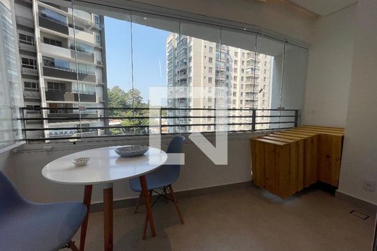 Varanda de kitnet/studio para alugar com 1 quarto, 25m² em Butantã, São Paulo