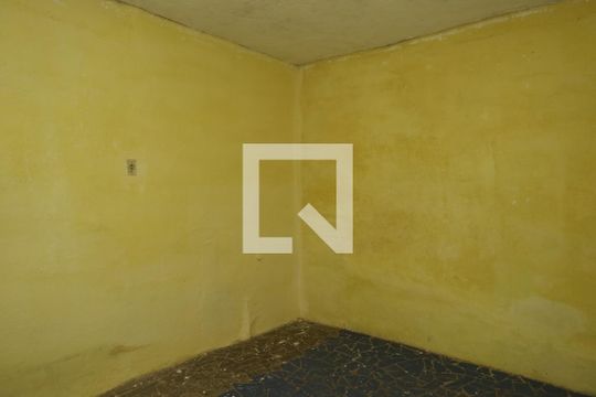 Sala/Quarto de casa para alugar com 1 quarto, 36m² em Cidade Líder, São Paulo