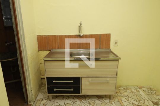 Cozinha de casa para alugar com 1 quarto, 36m² em Cidade Líder, São Paulo