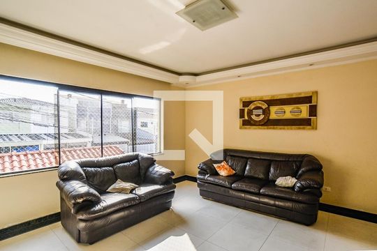 Casa à venda com 3 quartos, 202m² em Vila Alzira, Santo André