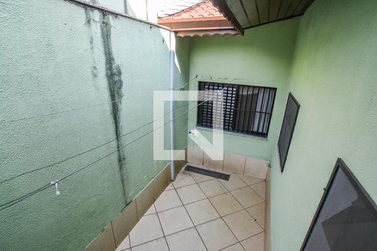 Área de Serviço/Quintal de casa à venda com 3 quartos, 202m² em Vila Alzira, Santo André
