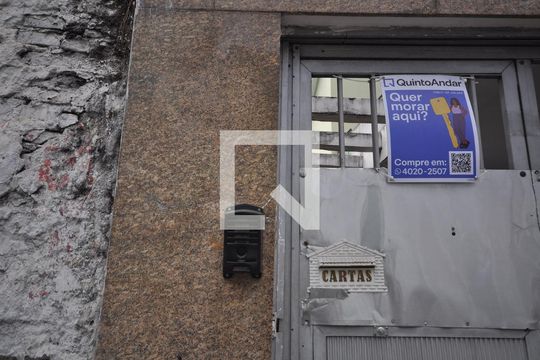 Fachada de casa à venda com 3 quartos, 200m² em Vila Isolina Mazzei, São Paulo
