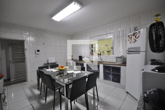 Cozinha de casa à venda com 3 quartos, 200m² em Vila Isolina Mazzei, São Paulo
