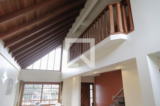 Sala de casa à venda com 3 quartos, 250m² em Nonoai, Porto Alegre